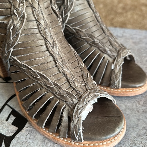 Freebird by Steven. Stone Multi, Bela - Picture 9 of 13